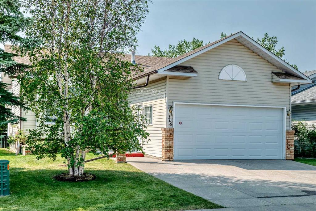 108 Woodside Close NW, Airdrie, Alberta, T4B 2C7