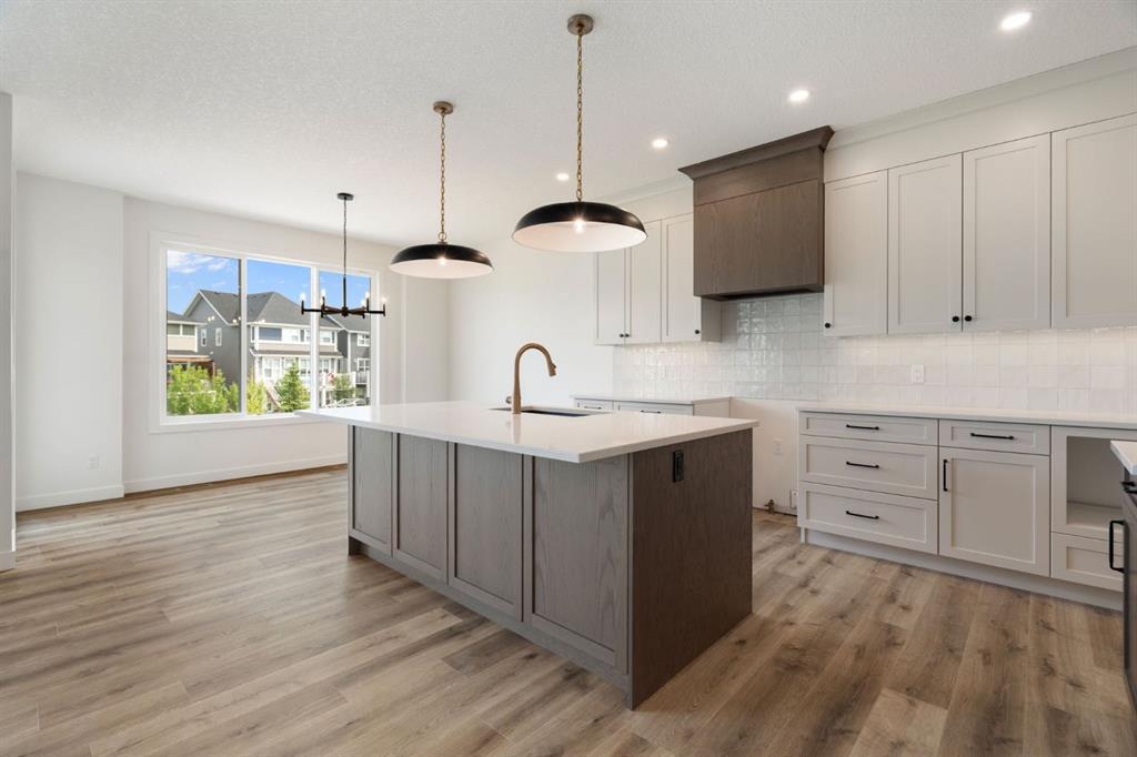 116 Sunrise Heath, Cochrane, Alberta, T4C 3C5