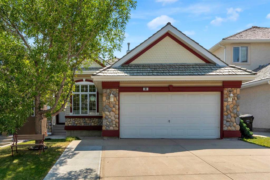 99 Edgeridge View NW, Calgary, Alberta, T3A 5Z1
