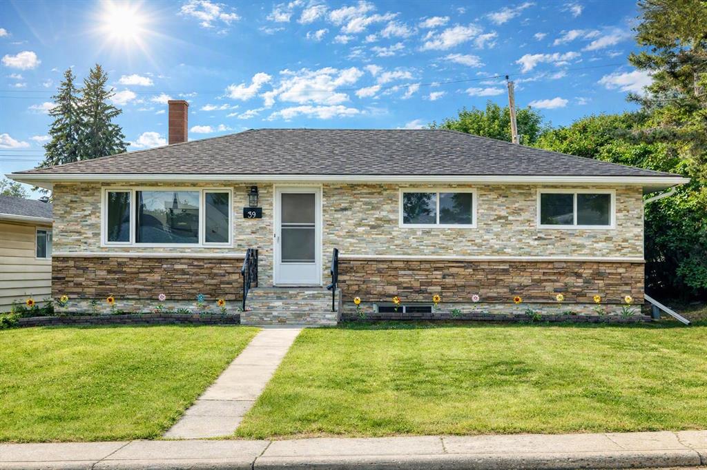 39 Healy Drive SW, Calgary, Alberta, T2V 2Z8