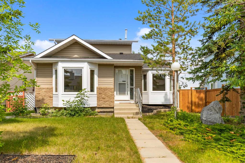 226 Sandstone Drive NW, Calgary, Alberta, T3K 3B9