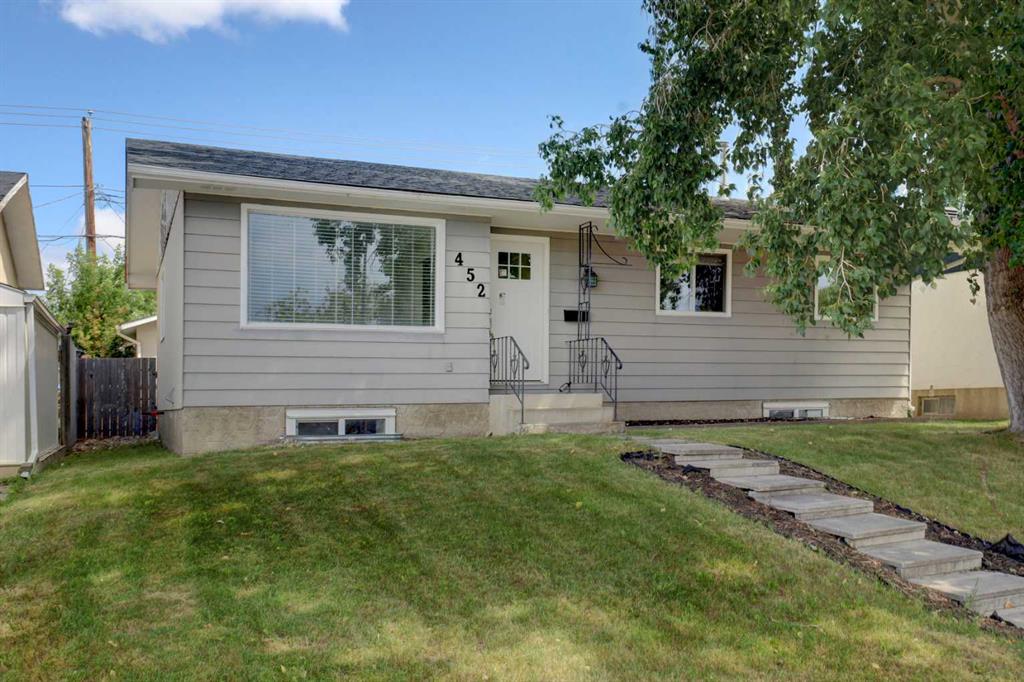452 Queen Alexandra Way SE, Calgary, Alberta, T2J 3P1