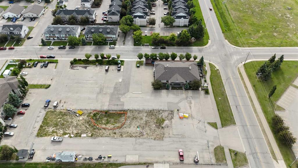 102 Strathaven Drive, Strathmore, Alberta, T1P 1P7