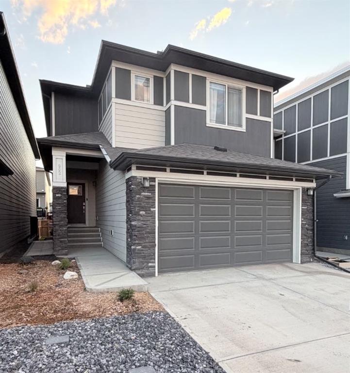 902 Bluerock Way SW, Calgary, Alberta, T2Y 0S5