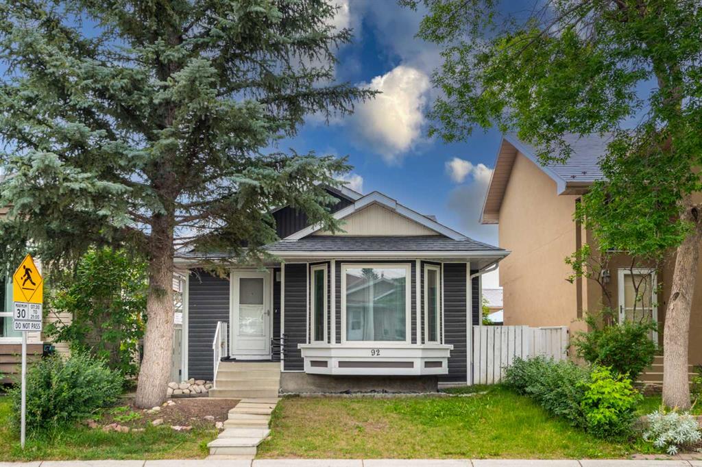 92 Martinwood Road NE, Calgary, Alberta, T3J3H6