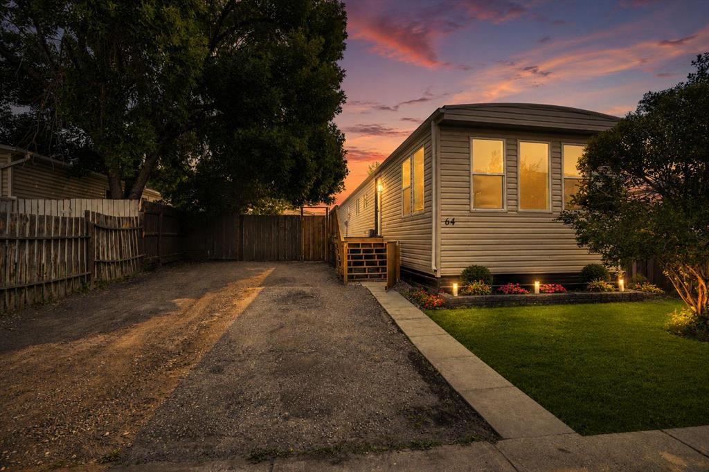 64 Huntwell Way NE, Calgary, Alberta, T2k5t2