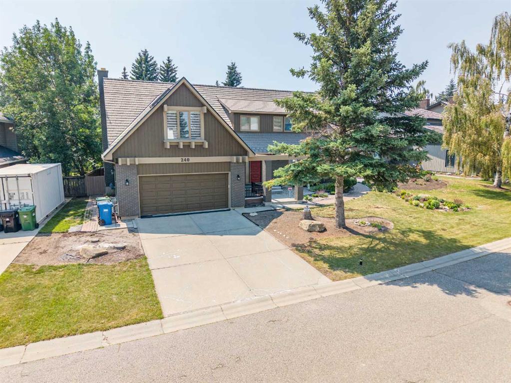 240 Canterville Drive SW, Calgary, Alberta, T2W 3X2