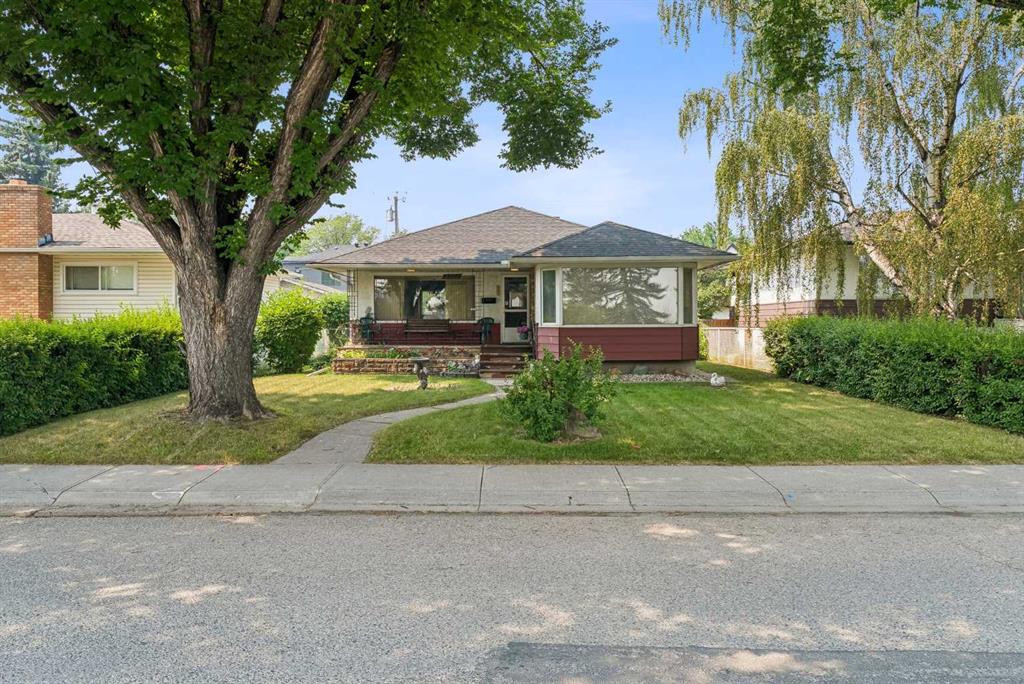 2307 7 Street NE, Calgary, Alberta, T2E 4C7