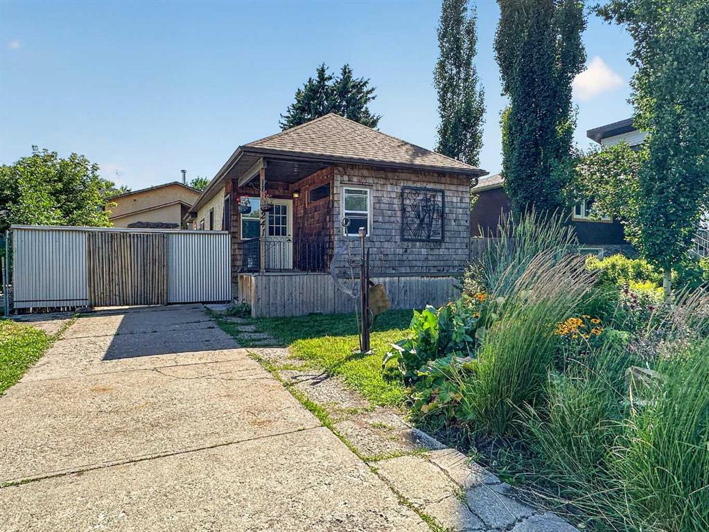 241 25 Avenue NE, Calgary, Alberta, T2E 1Y2