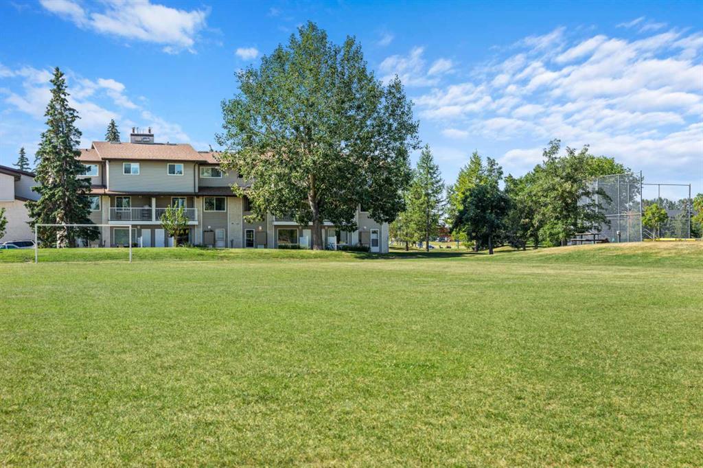#1213 200 Brookpark Drive SW, Calgary, Alberta, T2W 3E5