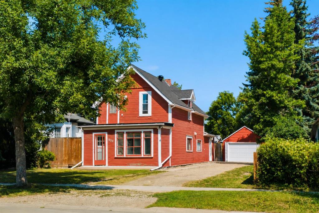 432 Centre Avenue NE, Airdrie, Alberta, T4B 1H3