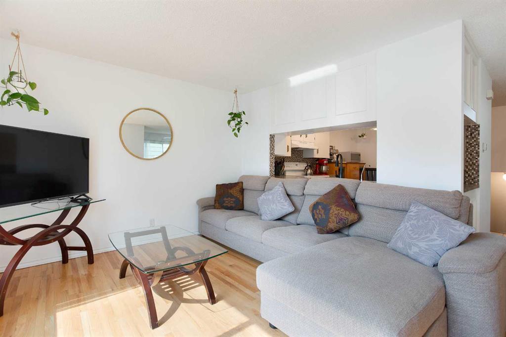 235 Templemont Drive NE, Calgary, Alberta, T1Y 5A1