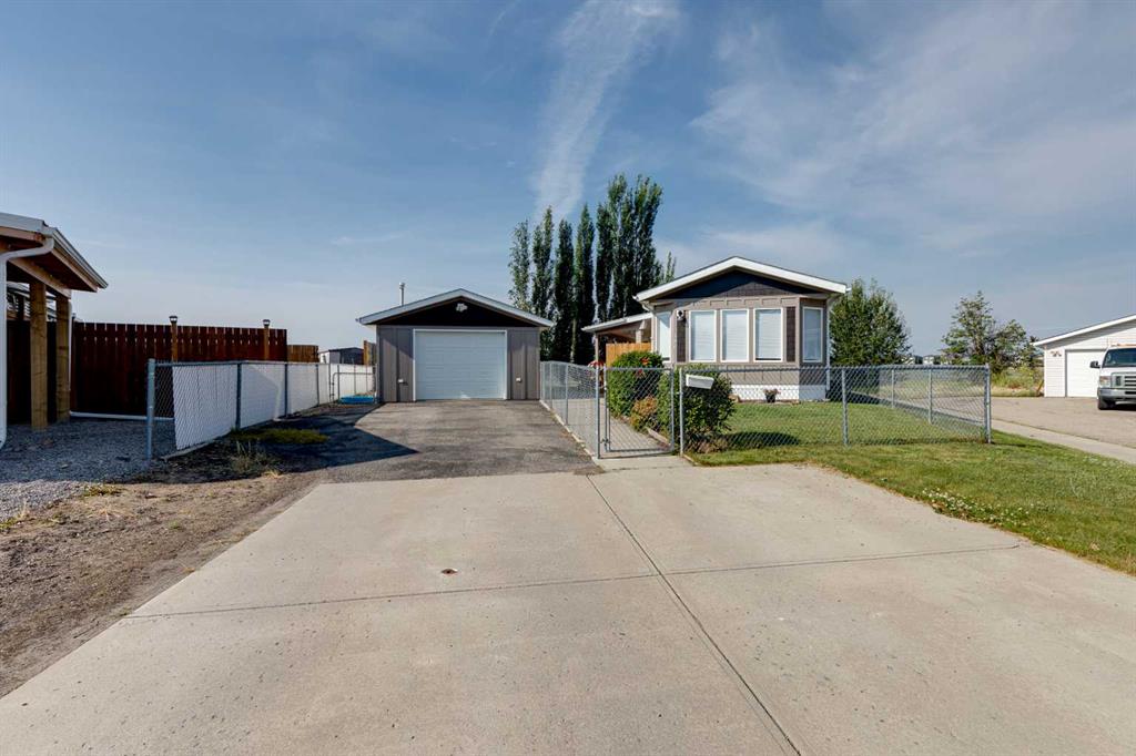 186 Meadowlark Lane, Carstairs, Alberta, T0M 0N0