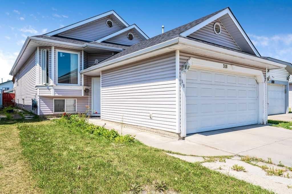 318 Applewood Drive SE, Calgary, Alberta, T2A 7V5