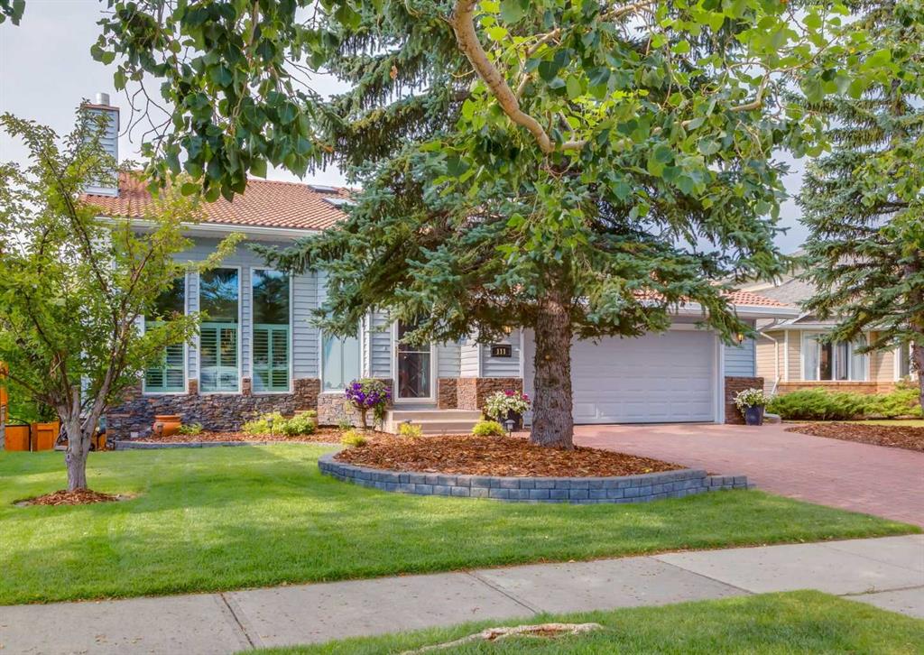 111 Hawksbrow Drive NW, Calgary, Alberta, T3G 3B5