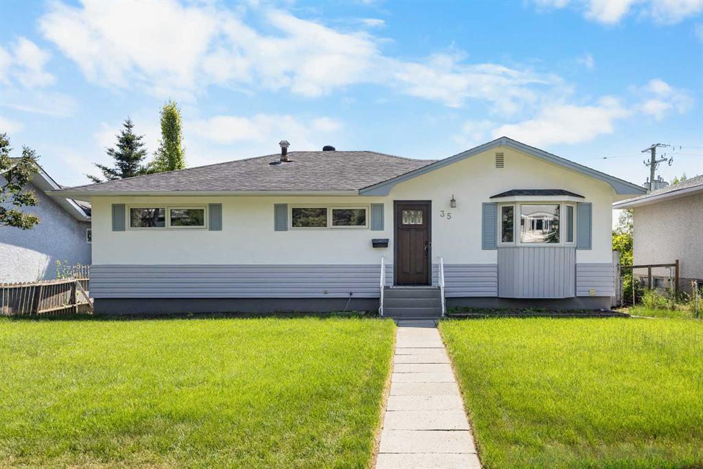 35 Collingwood Place NW, Calgary, Alberta, T2L 0R1