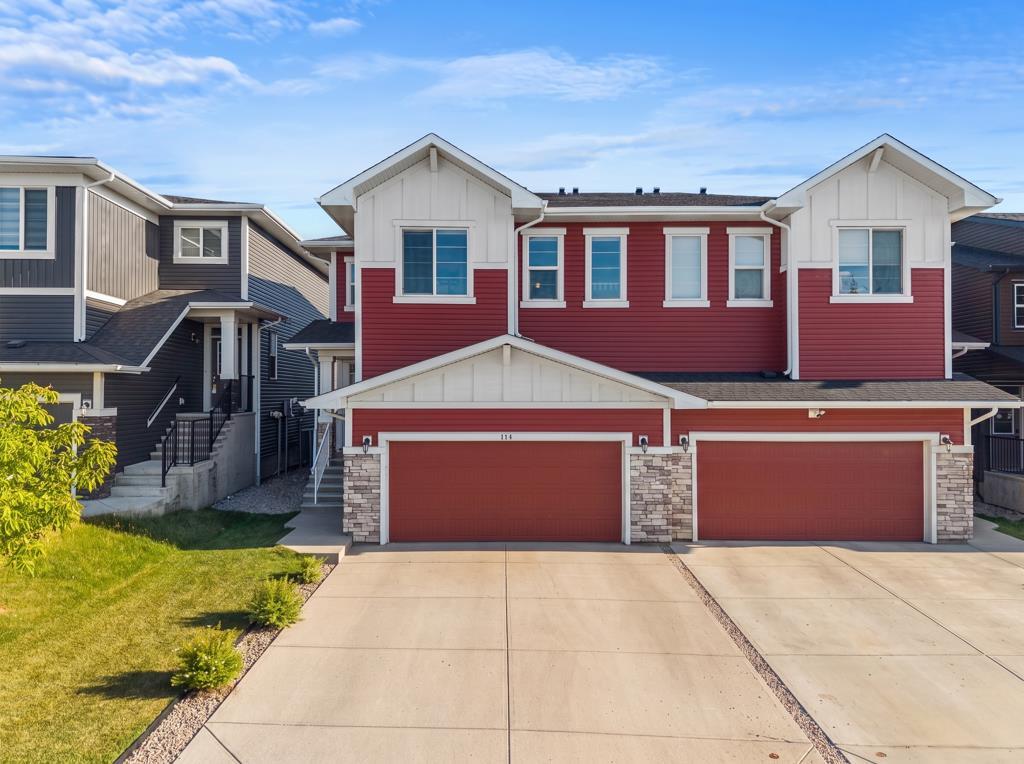 114 Crestbrook Way SW, Calgary, Alberta, T3B 6H1