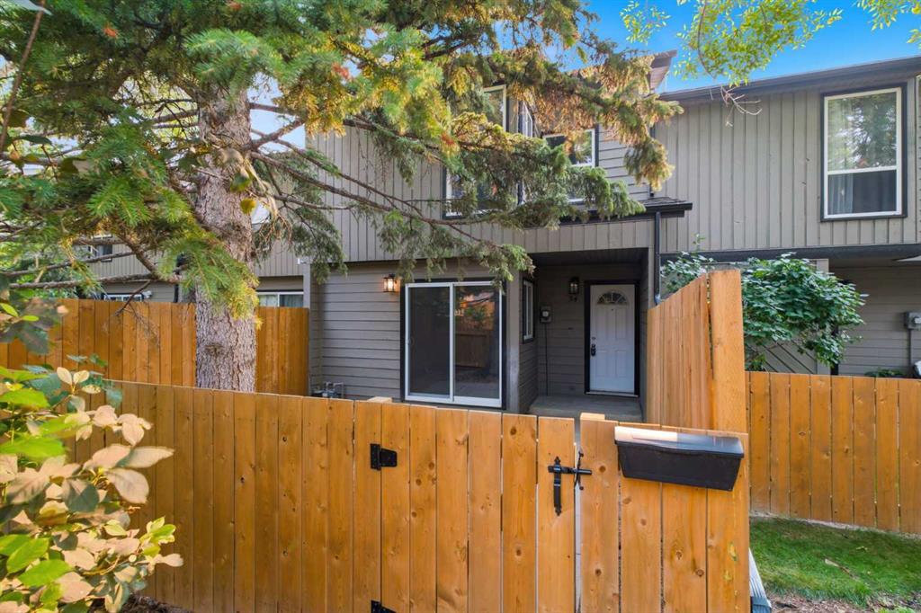 #34 420 Grier Avenue NE, Calgary, Alberta, T2K 5X6