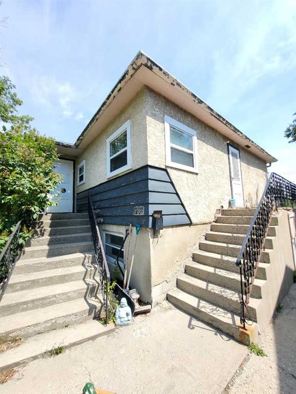 2522 17 Street SE, Calgary, Alberta, T2G 3V9