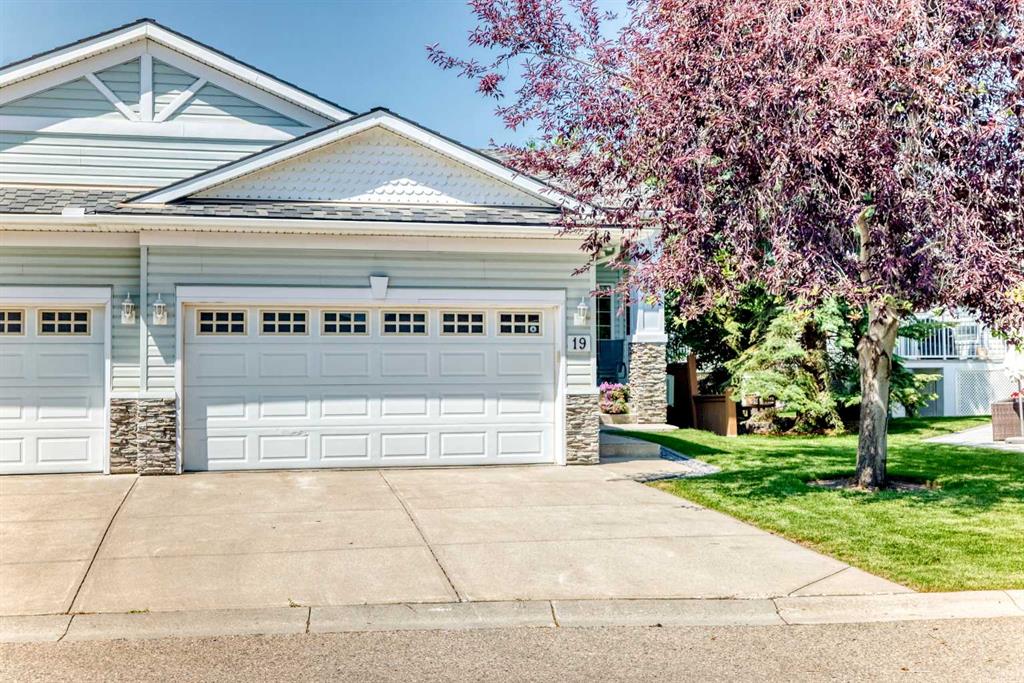 19 Rocky Ridge Villas NW, Calgary, Alberta, T3G 4R3