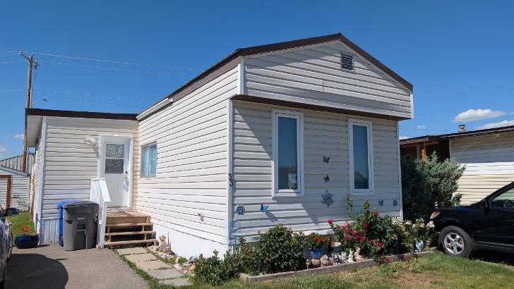 #33 5853 4 Street W, Claresholm, Alberta, T0L 0T0