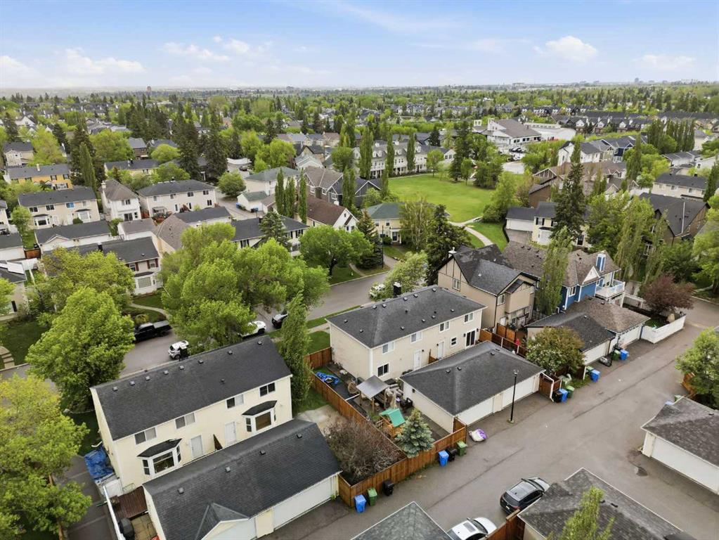 172 Somme Manor SW, Calgary, Alberta, T2T 6L5