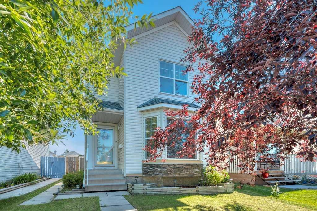 118 Tarington Close NE, Calgary, Alberta, T3J 3V8
