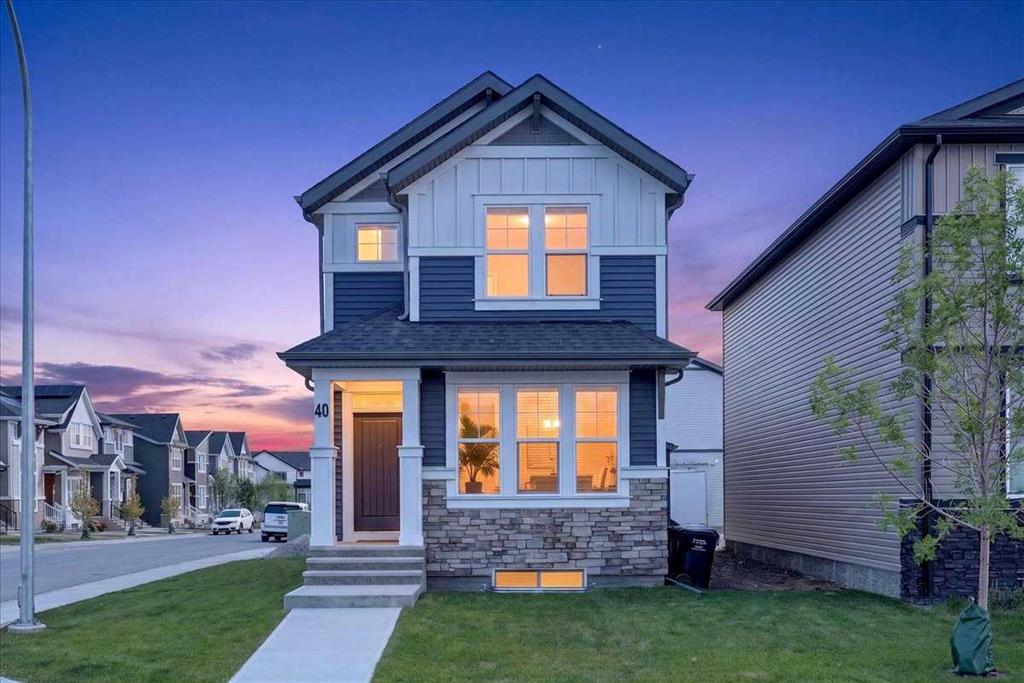 40 Amblefield View NW, Calgary, Alberta, T3P 2B9