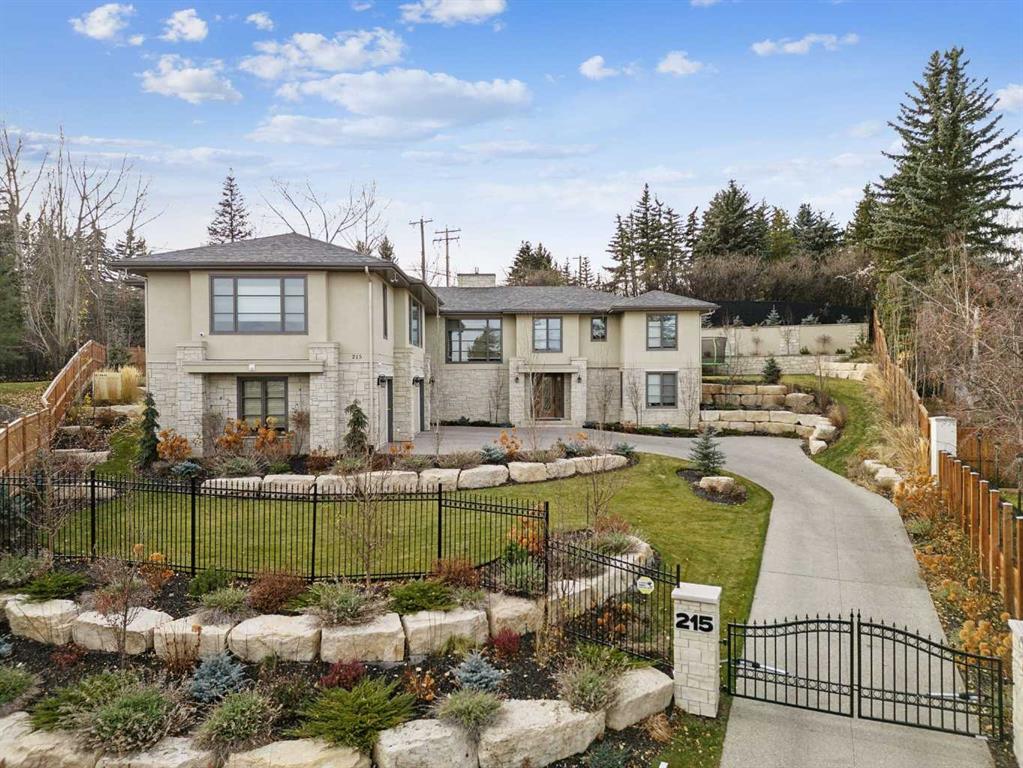 215 Patton Court SW, Calgary, Alberta, T2V 5G4