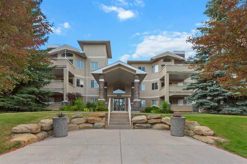 #201 20 Country Hills View NW, Calgary, Alberta, T3K 5A3