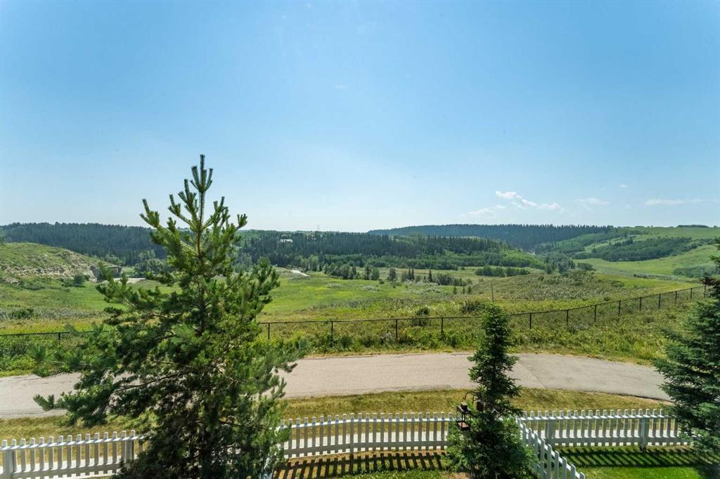1207 Jumping Pound Common, Cochrane, Alberta, T4C 2L1