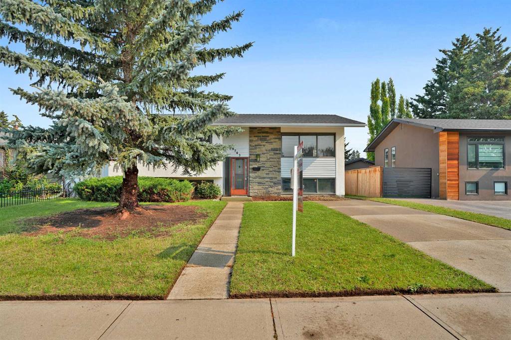 9743 Academy Drive SE, Calgary, Alberta, T2J 1A9