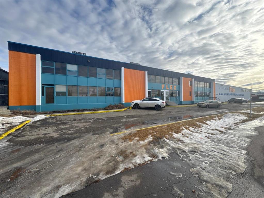 2008 48 Street SE, Calgary, Alberta, T2B 2E5