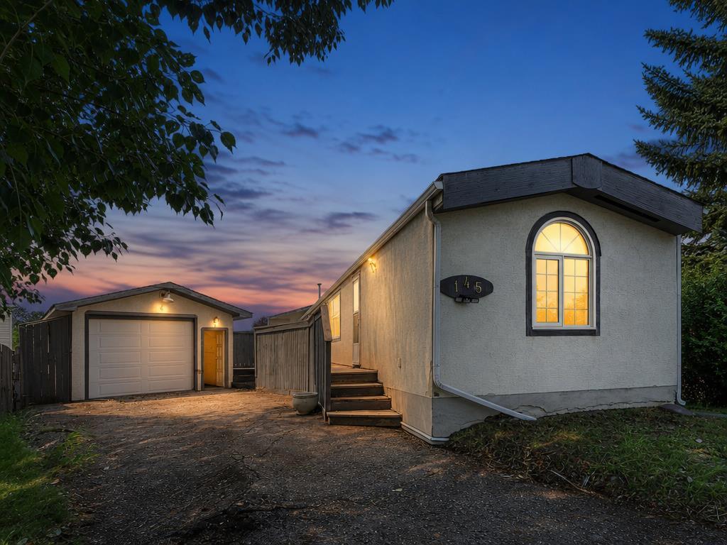 145 Spring Haven Mews SE, Airdrie, Alberta, T4A 1A8