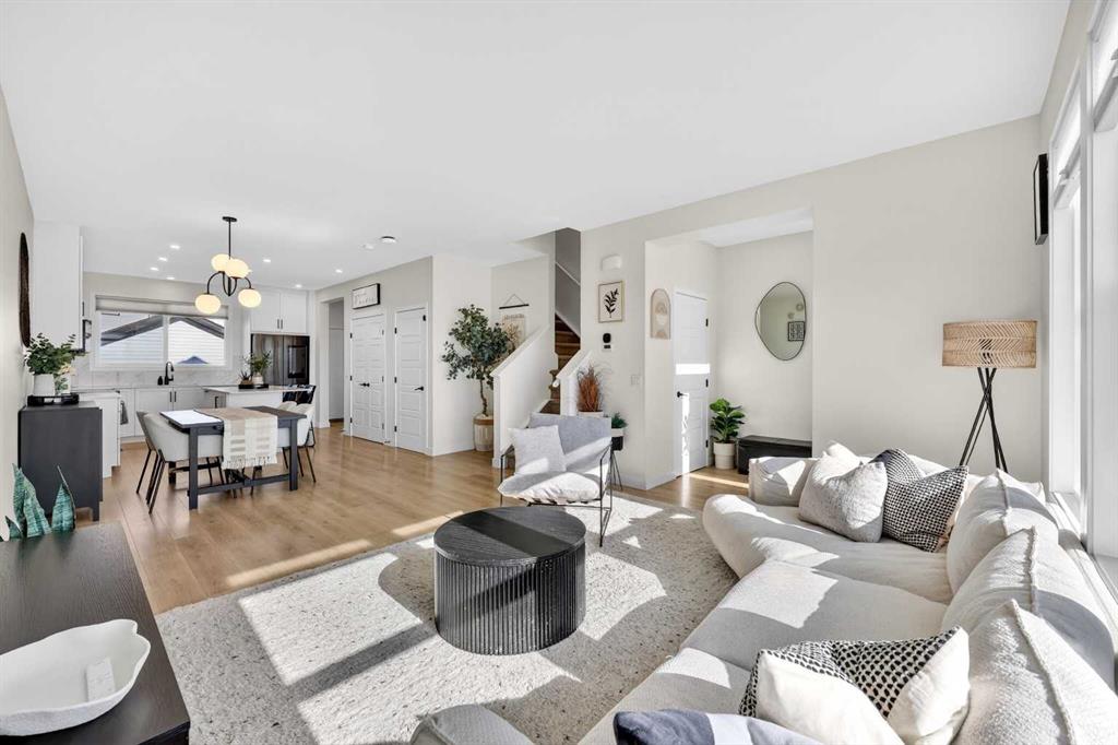 87 Heirloom Boulevard SE, Calgary, Alberta, T3S 0H2
