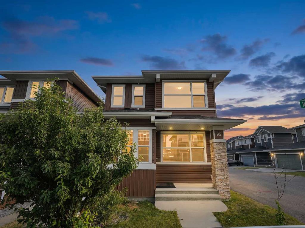 95 Redstone Park NE, Calgary, Alberta, T3N 0P7
