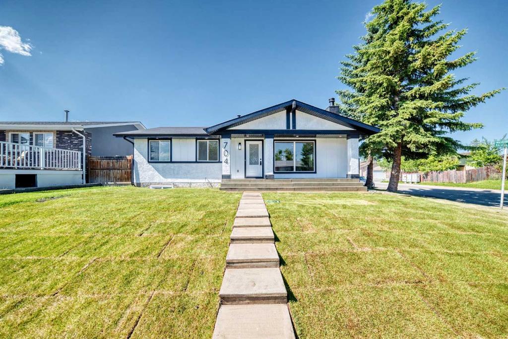 704 Malvern Drive NE, Calgary, Alberta, T2A 6B7