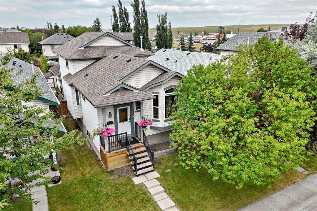 27 Erin Meadow Crescent SE, Calgary, Alberta, T2B 3L5