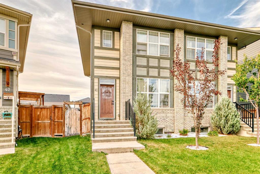 43 Masters Square SE, Calgary, Alberta, T3M 2N3