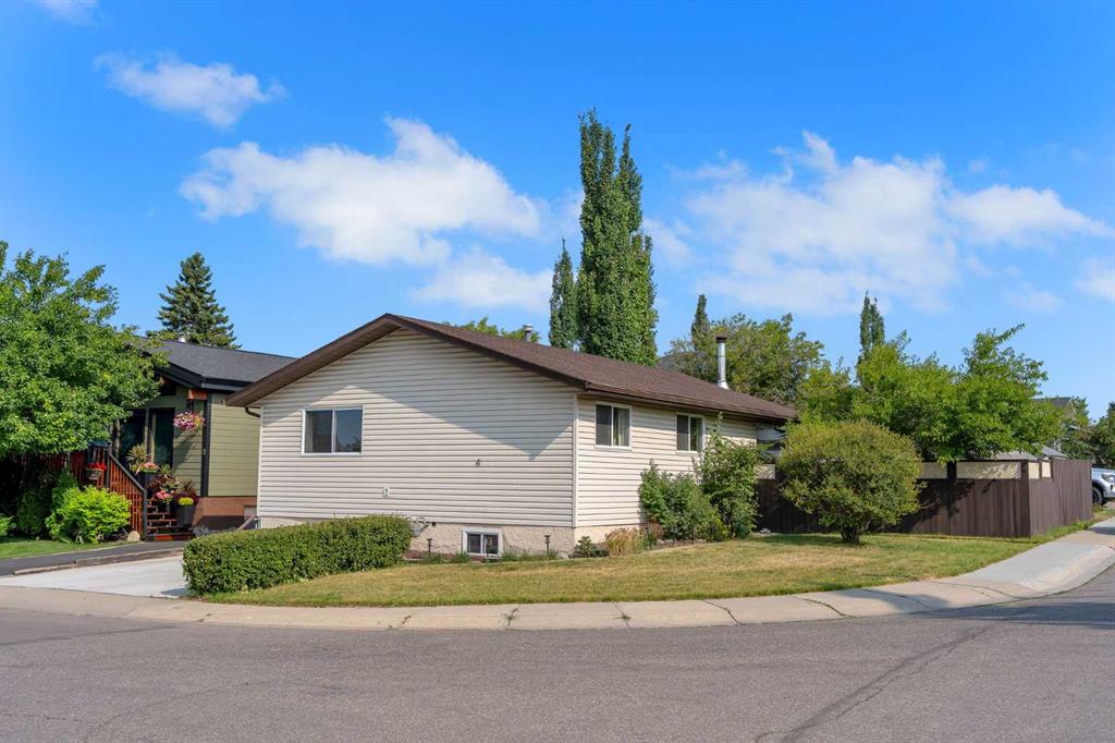 4 Big Springs Green SE, Airdrie, Alberta, T4A 1L2