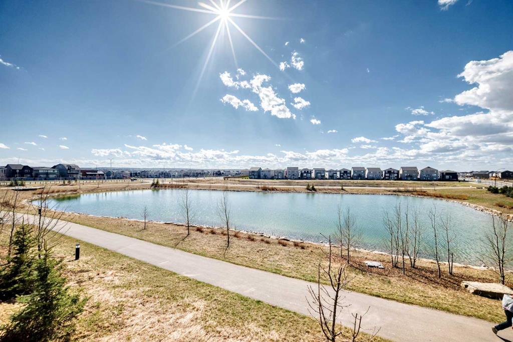 #3125 55 Lucas Way NW, Calgary, Alberta, T2P 2C7