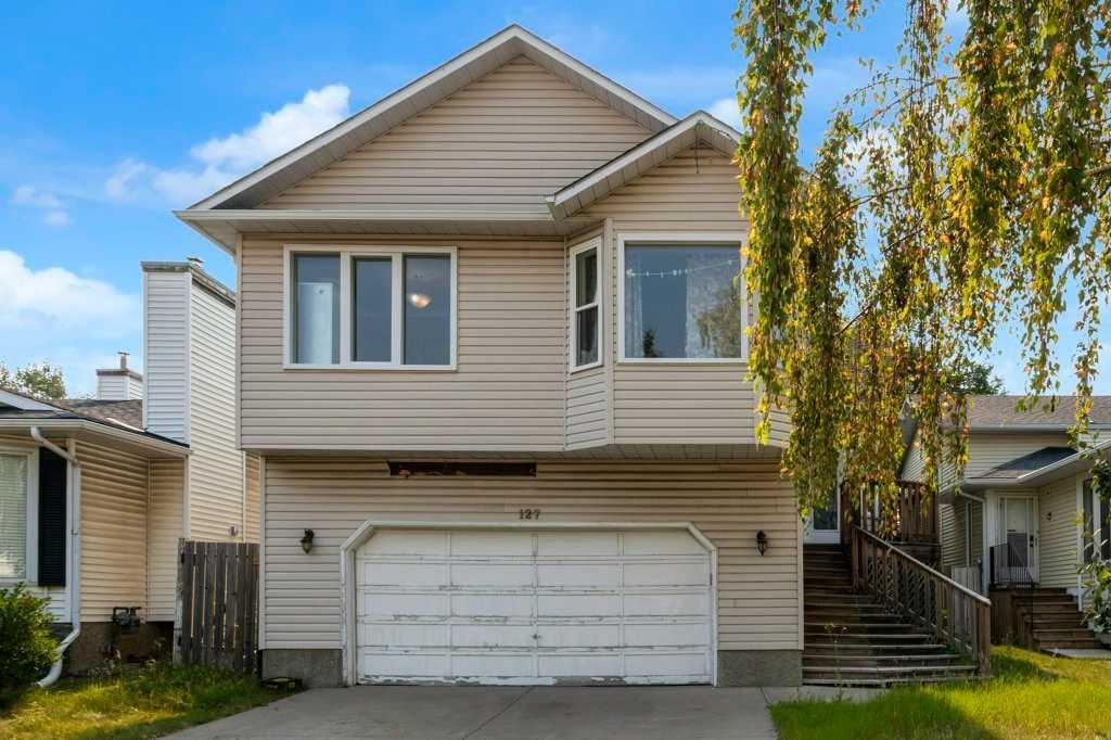 127 Scenic Cove Circle NW, Calgary, Alberta, T3L 1M5