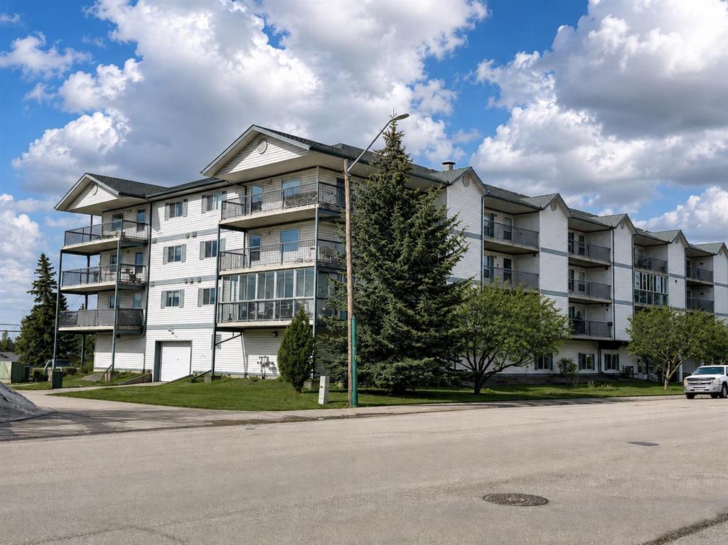 #301 4514 54 Avenue, Olds, Alberta, T4H 1W5