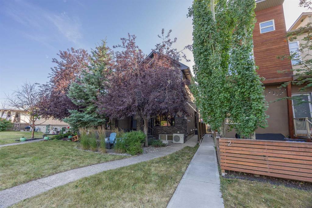 #1 4711 17 Avenue NW, Calgary, Alberta, T3B 0P4