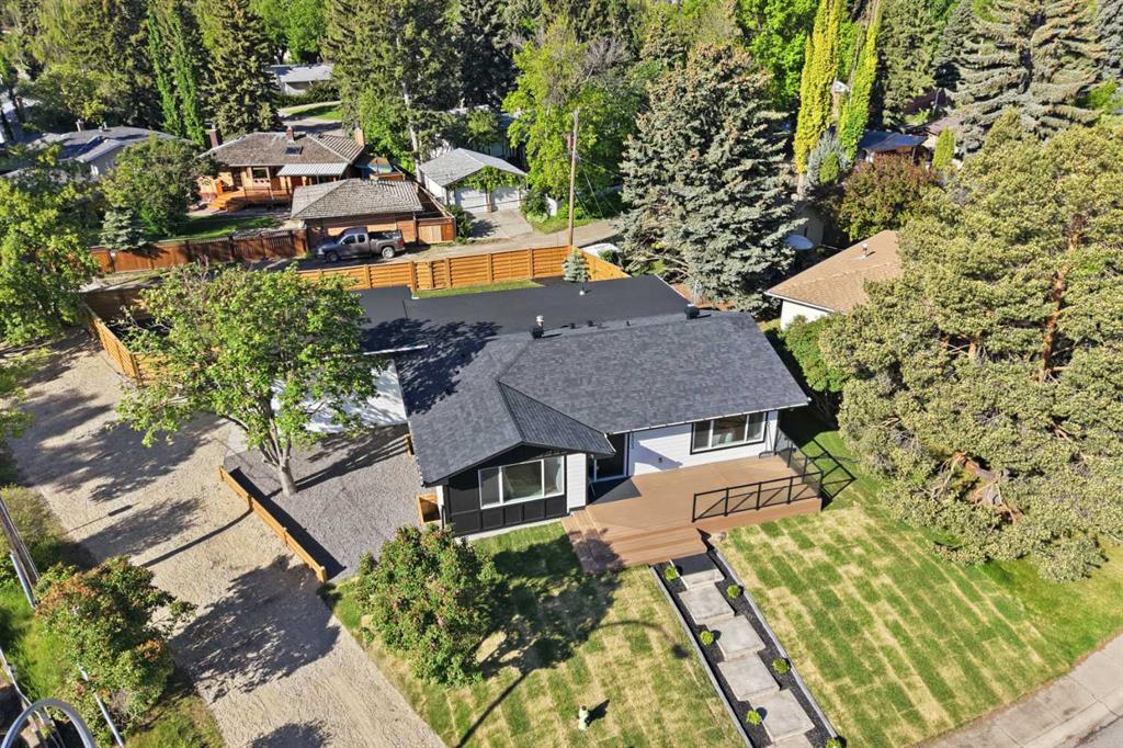 1303 87 Avenue SW, Calgary, Alberta, T2V 0W2