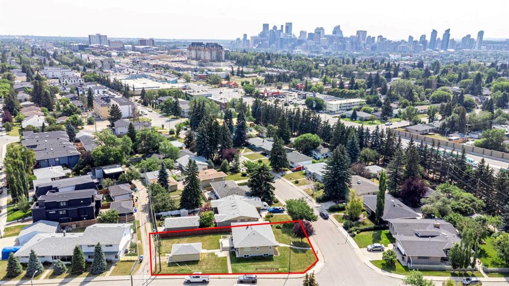 2140 Halifax Crescent NW, Calgary, Alberta, T2M 4C7