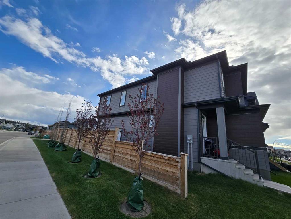 431 Rowmont Boulevard NW, Calgary, Alberta, T3l0l3