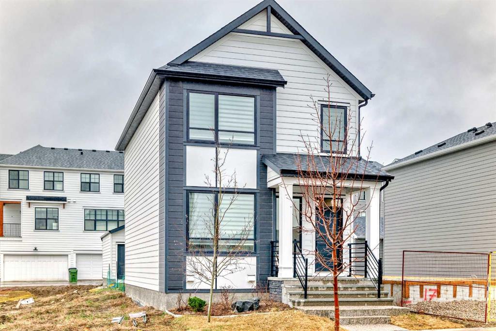 13 Treeline Avenue SW, Calgary, Alberta, T2Y 0R7