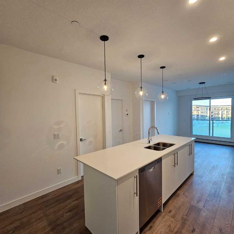 265 wolf willow blvd Boulevard SE, Calgary, Alberta, T2X6R2