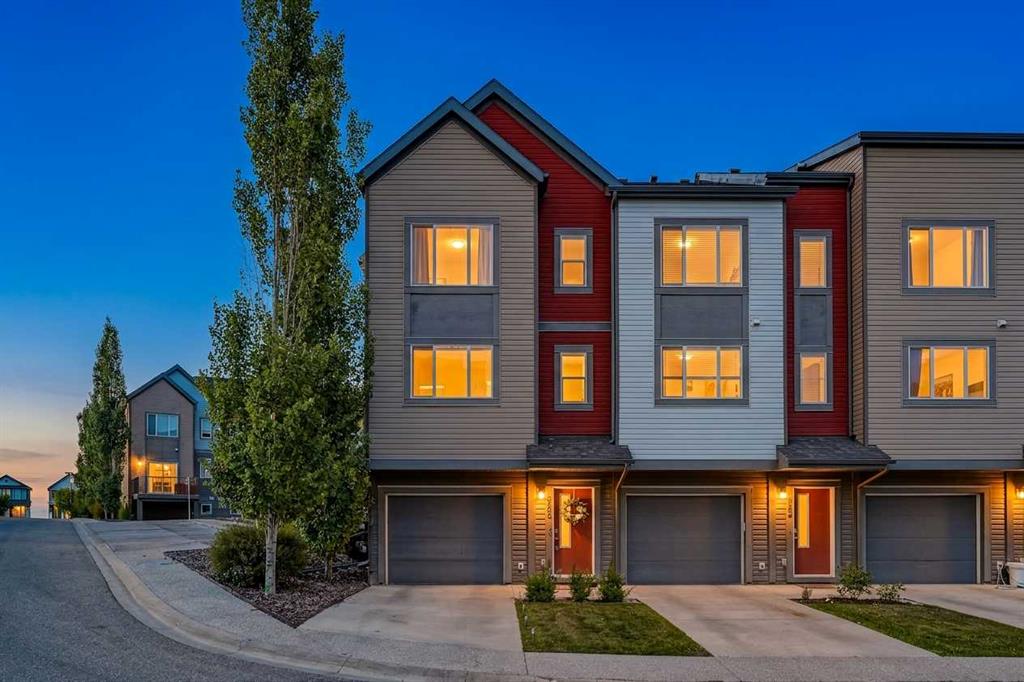202 Copperpond Row SE, Calgary, Alberta, T2Z 1H3